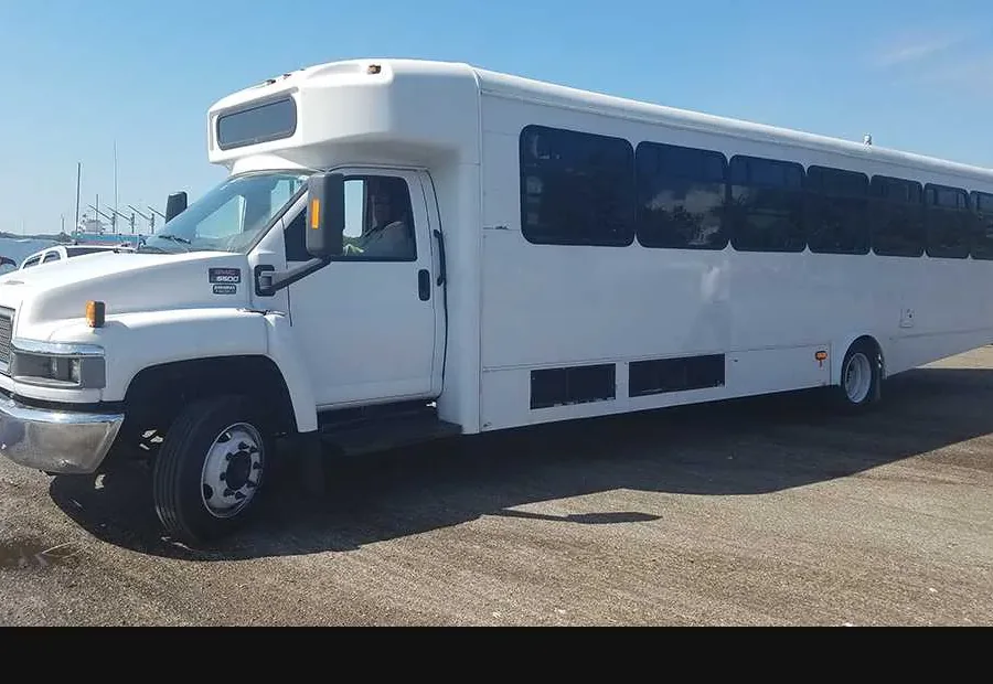 The Executive Party Bus vehicle view